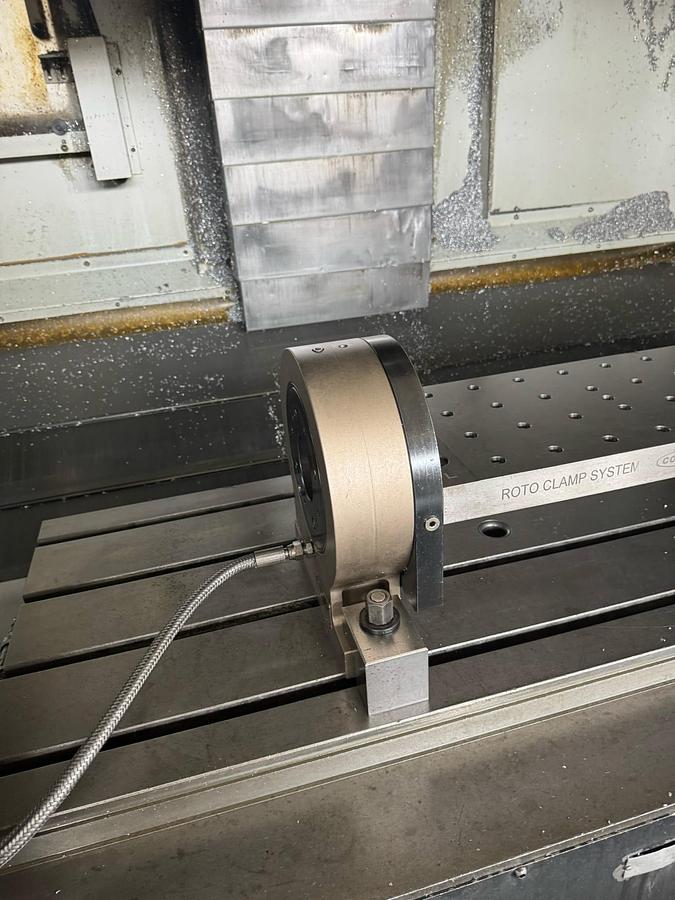 Usato Centro di lavoro verticale DOOSAN MYNX 540 | 1020x510x625 | 4°asse | Fanuc