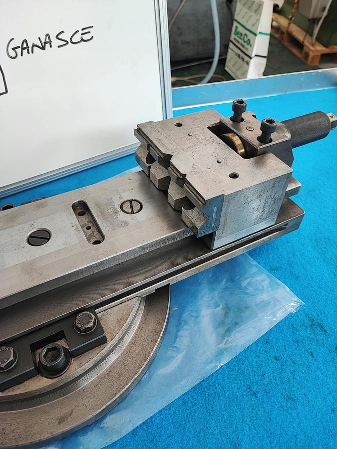 Usato Morsa modulare 200x250 mm per fresatrici e centri di lavoro cnc