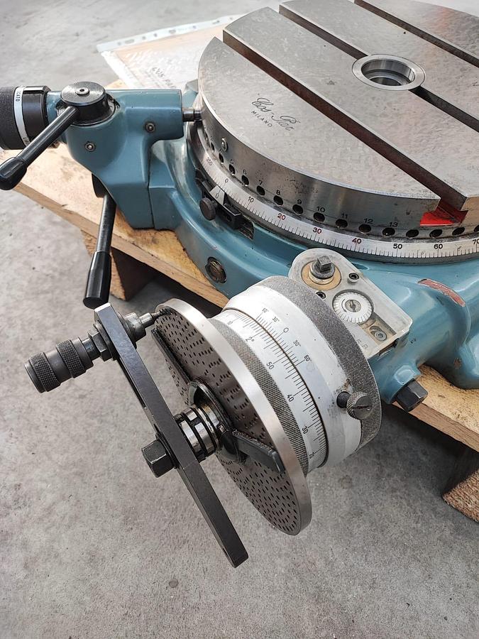 Usato COS-PAR tavola girevole manuale diam.320mm, completa di dischi forati e manuale