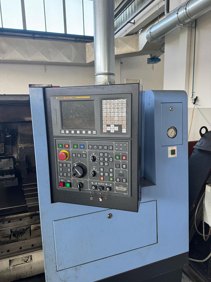 Usato Tornio motorizzato DOOSAN LYNX 220 LMA con caricatore LNS | Fanuc