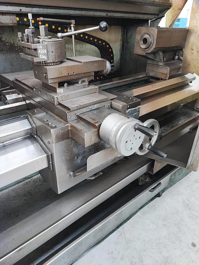 Usato Tornio autoapprendimento COMEV PICO CM 300x2000x110