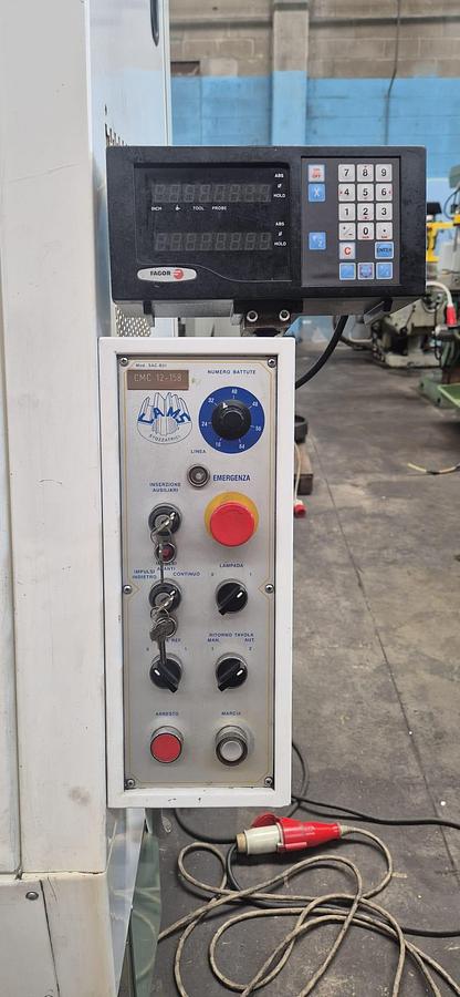 Usato Stozzatrice verticale CAMS SAC 300