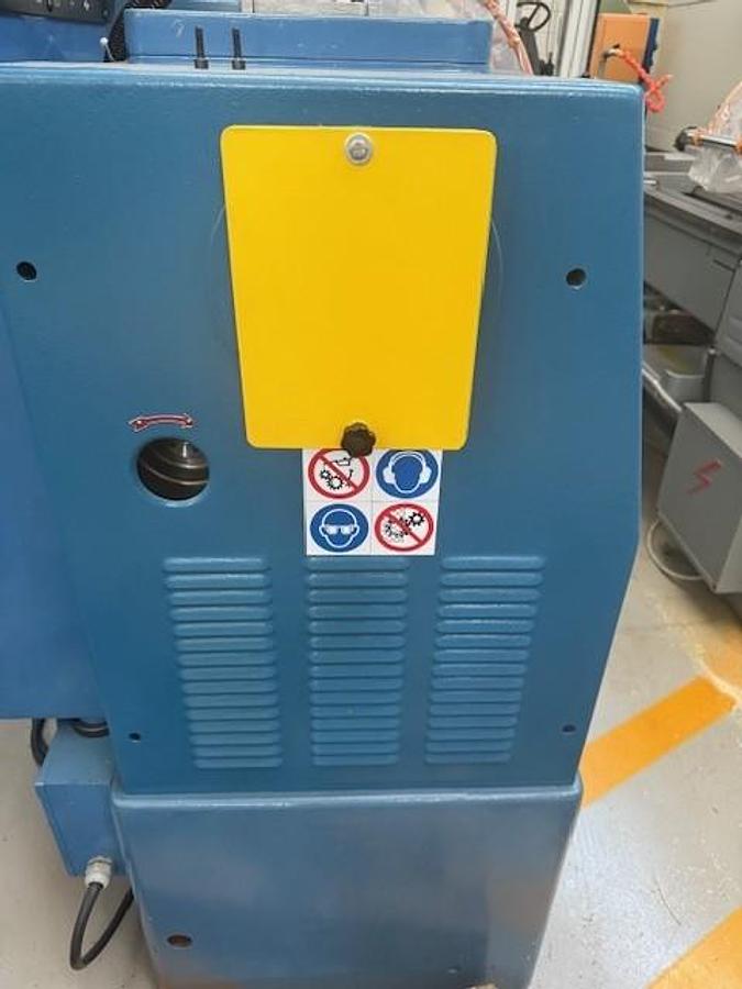 Ricondizionato Tornio parallelo CMT URSUS 250x2000x105 | Parzialmente revisionato