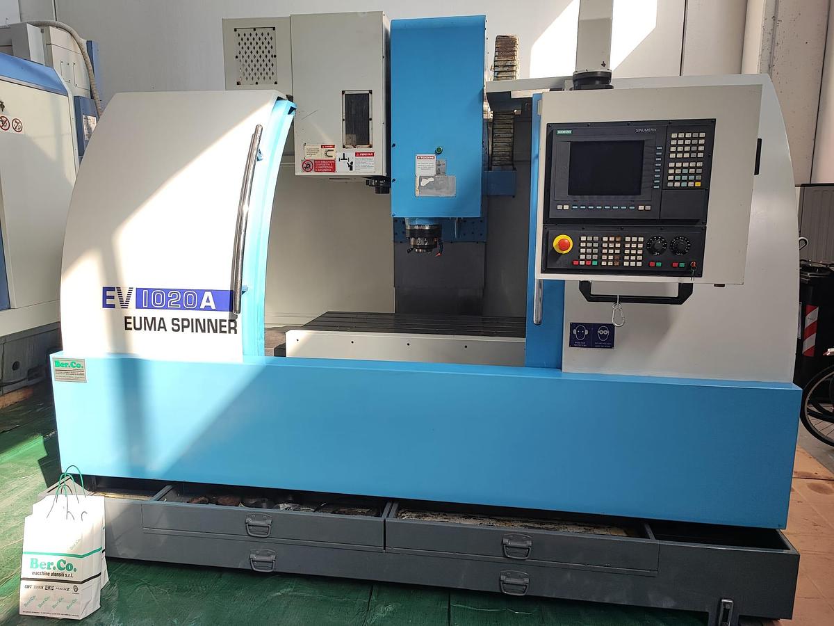 Usato Centro di lavoro verticale EUMA SPINNER EV 1020A | 1020x610x610 | CNC Siemens