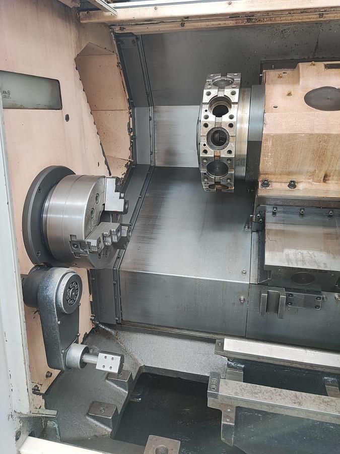 Usato Tornio CNC motorizzato HWACHEON HI-TECH 200BL MC | CNC Fanuc