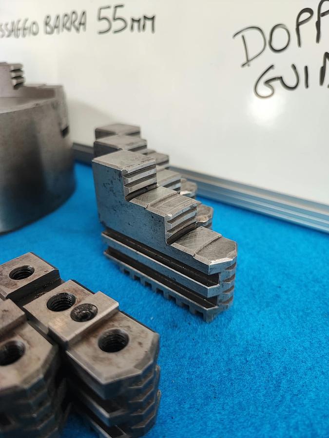 Usato OMAP TRIBLOC 200 mandrino doppia guida, 4+4+4 griffe