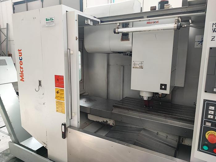 Usato Centro di lavoro verticale MICROCUT CHALLENGER 1100