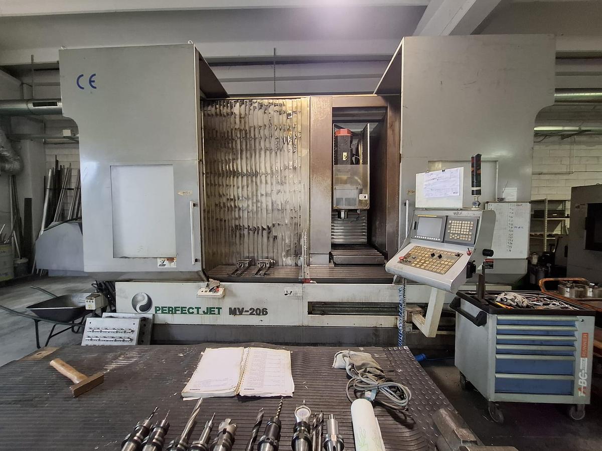 Usato Centro di lavoro verticale PERFECT JET MV206 | 1400x600x600 | CNC Selca