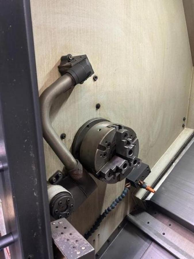 Usato Tornio motorizzato GOODWAY GLS-2000LYS con contromandrino + asse Y | CNC Fanuc