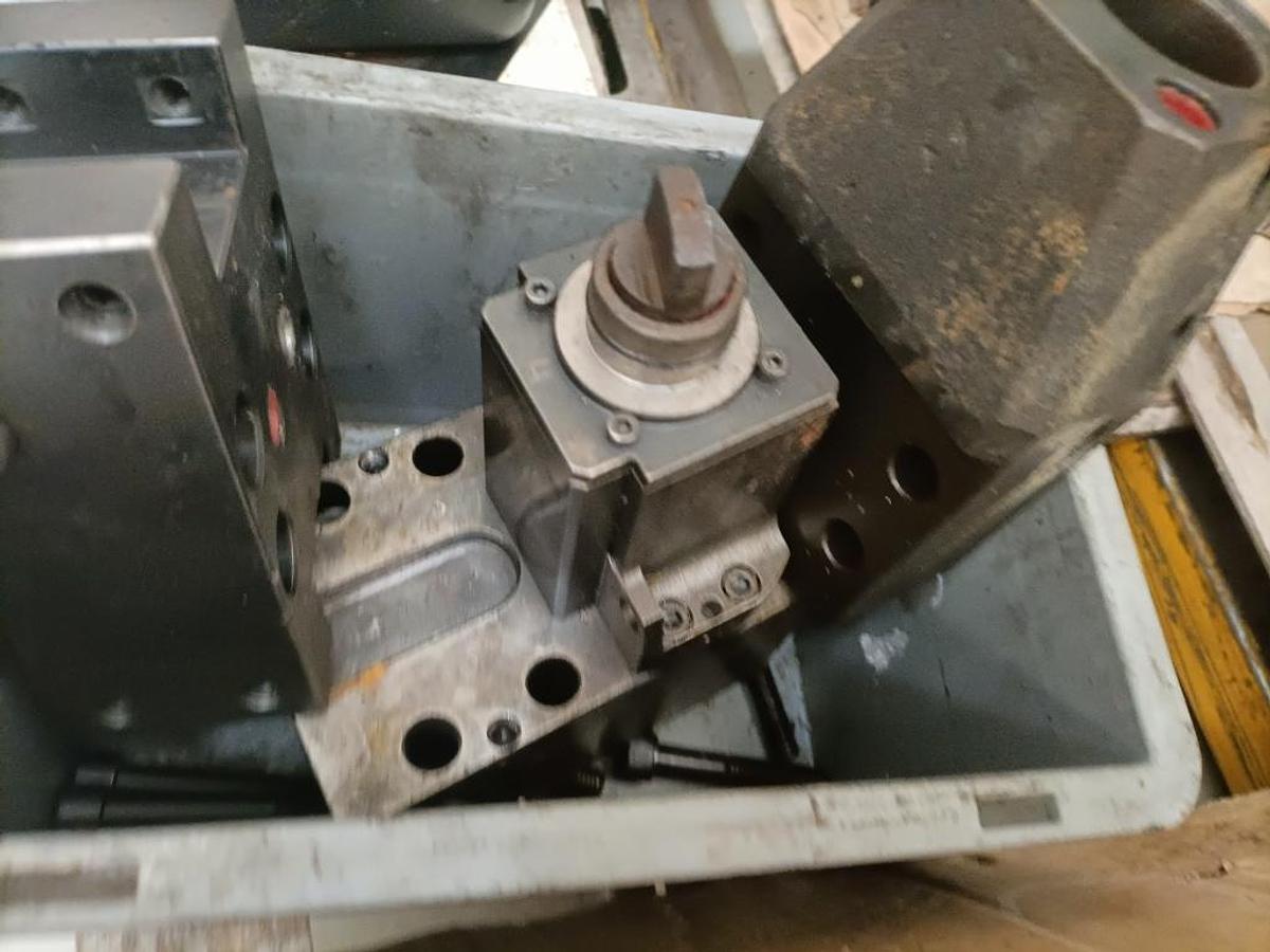 Usato Tornio motorizzato CNC TAKANG TNC-20N