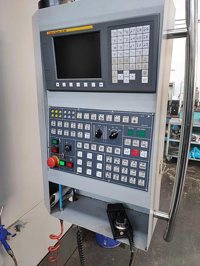 Usato Centro di lavoro verticale COMU CLV 1400