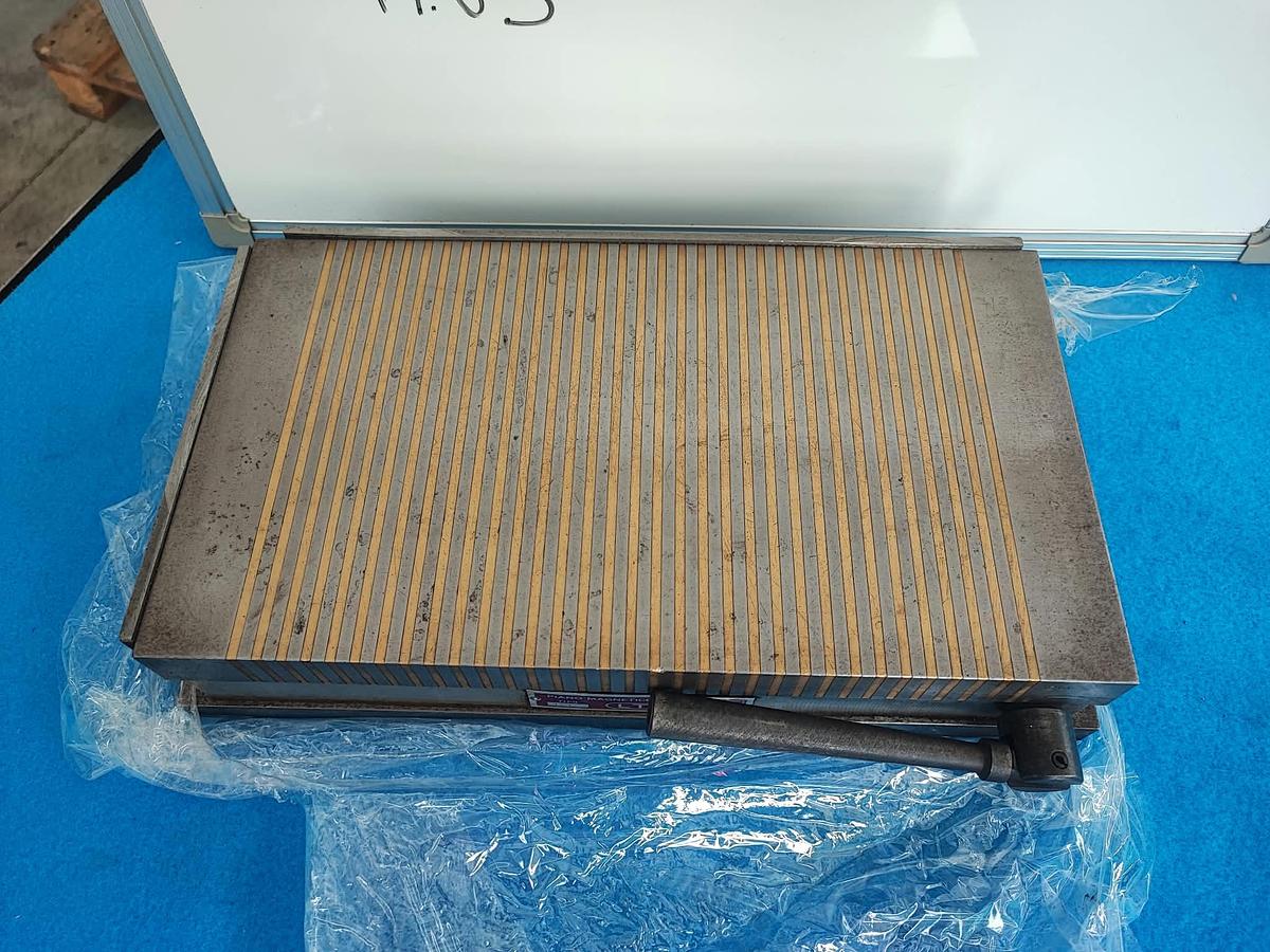 Usato LTF 150x300xH35 piano magnetico permanente per rettifica e lapidello