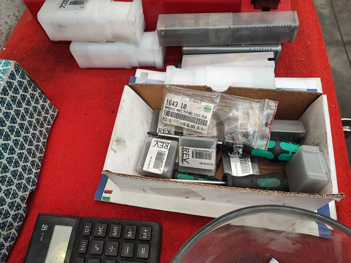 Usato Stozzatrice automatica verticale CAMS 200 2ACT