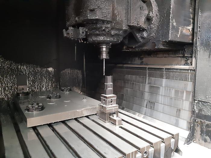 Usato Centro di lavoro verticale DECKEL MAHO DMU80 E