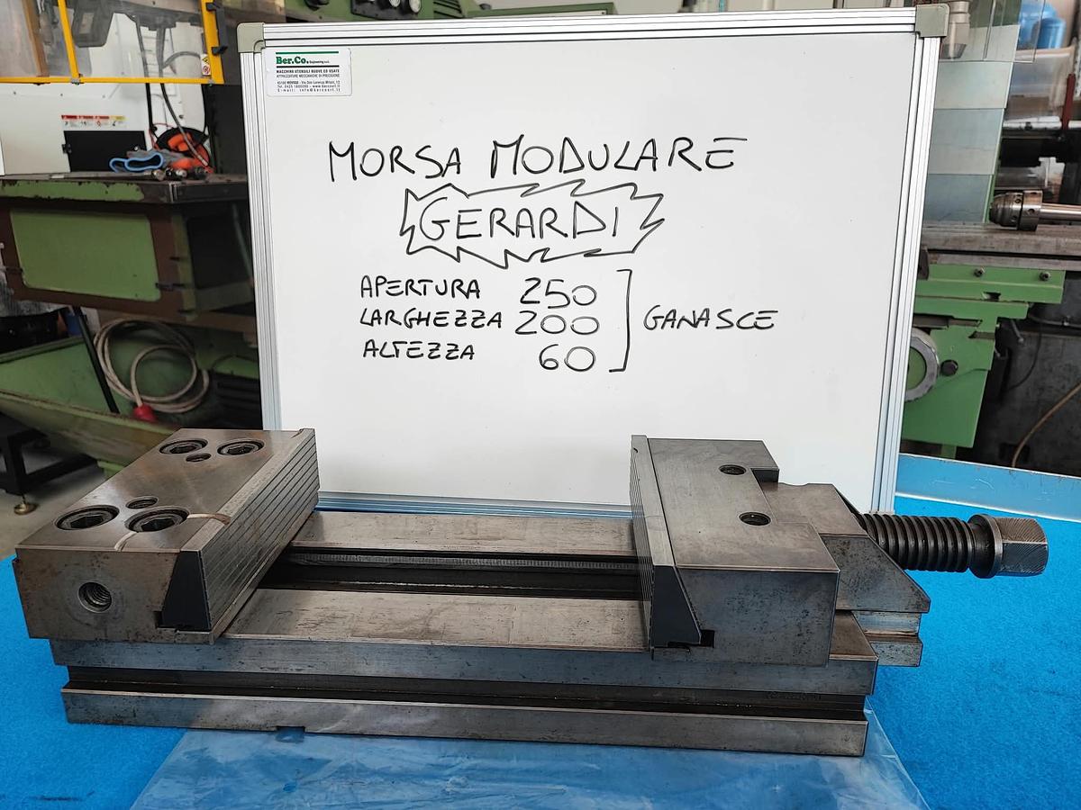 Usato GERARDI morsa modulare 250x150 mm per fresatrici e centri di lavoro cnc