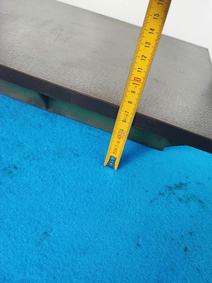 Usato Piano di riscontro 400x300 mm in ghisa per tracciatura e controllo dei pezzi