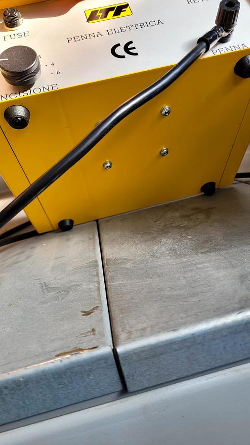 Usato LTF art. 299.00 penna elettrica a vibrazione completa di cavo e pennino