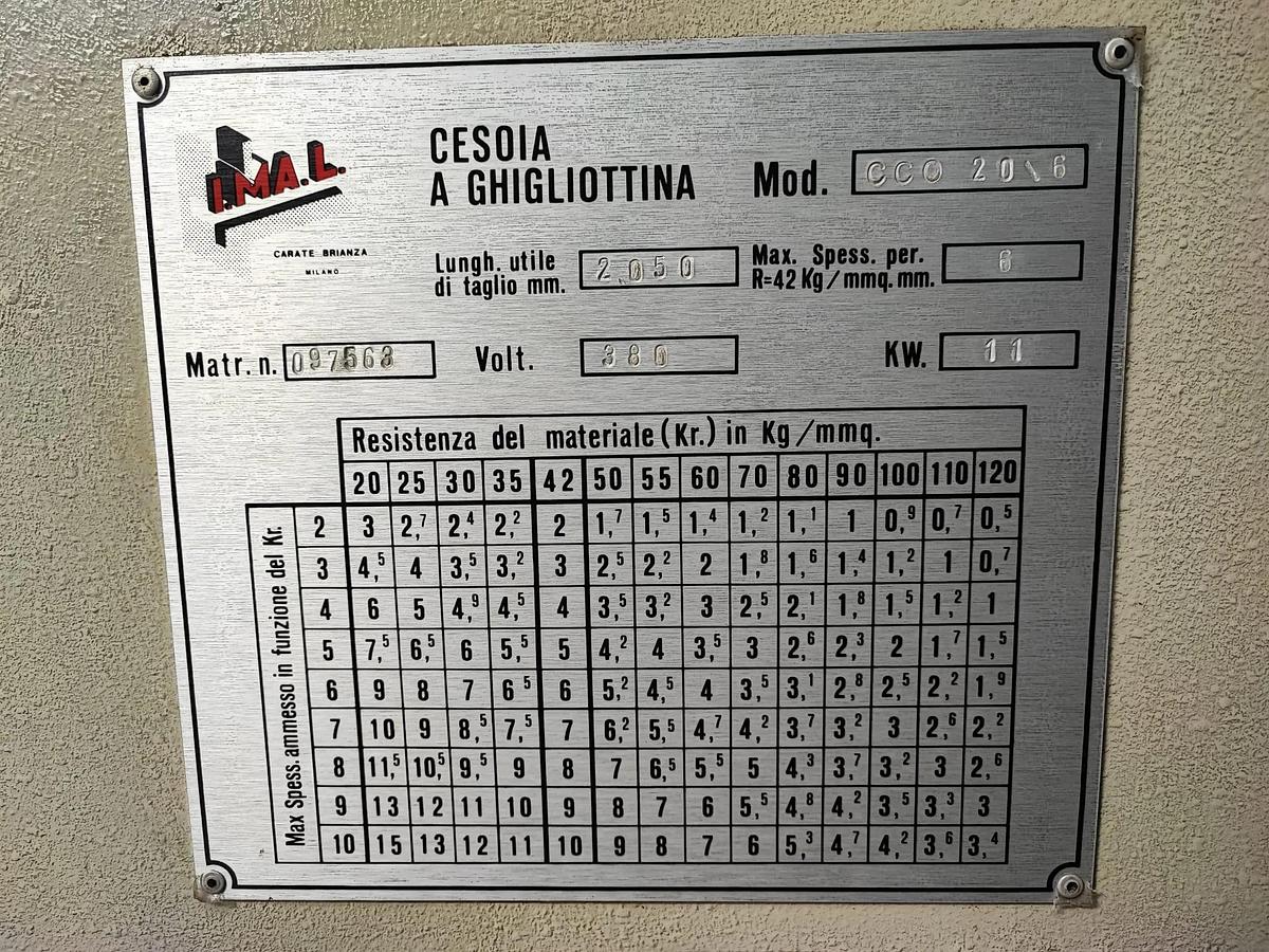Usato Cesoia a ghigliottina motorizzata trancia lamiera I.MA.L CCO 20/4-6 | 2050x6 mm