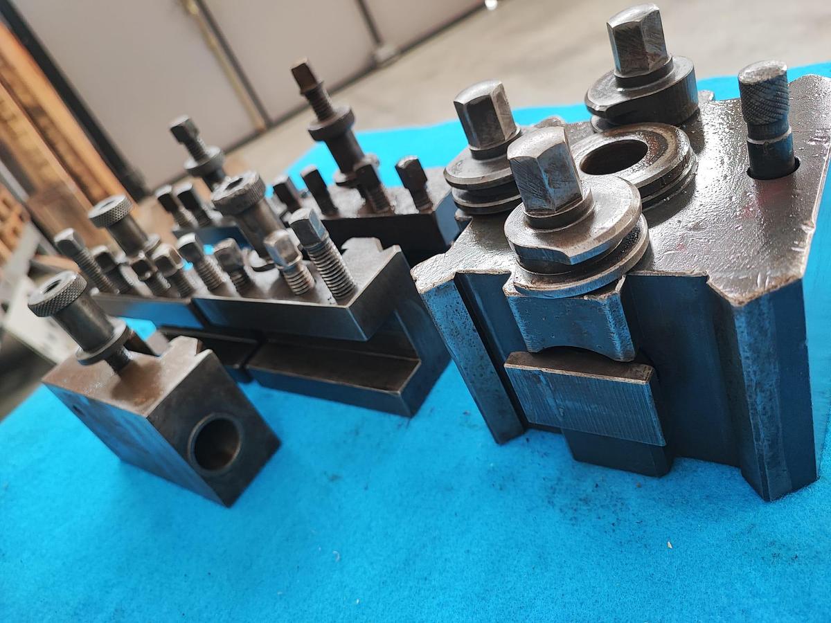 Usato ALGRA torretta tipo B, completa di 5 cartelle porta utensili