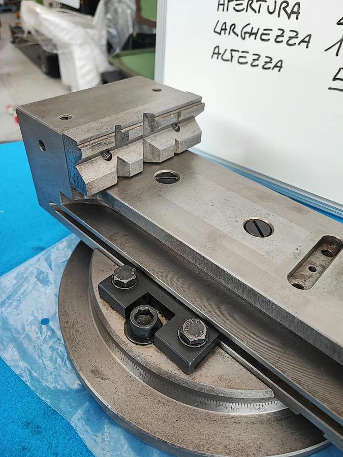 Usato Morsa modulare 200x250 mm per fresatrici e centri di lavoro cnc