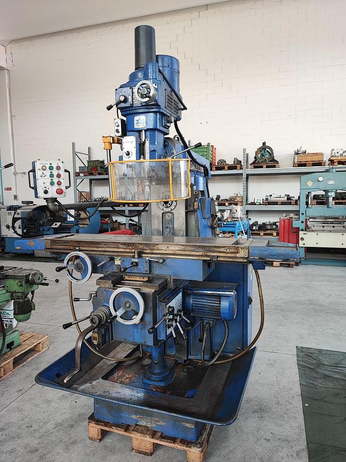Usato Fresatrice a testa veloce DAHLIH DL-GH950 | 950x350x470 | Visualizzata