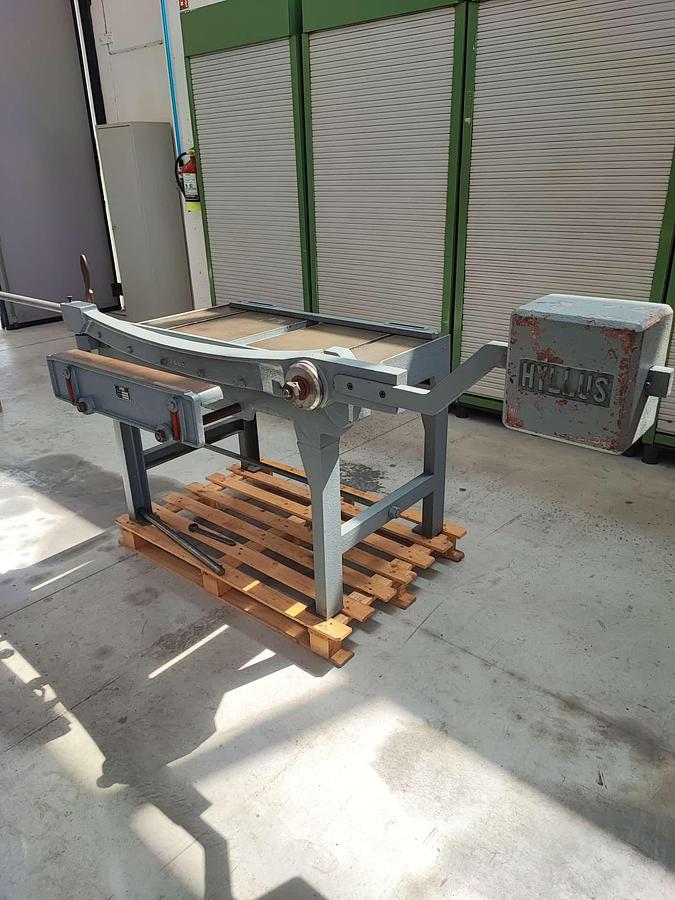 Usato HYLLUS ART.308 BIS Cesoia a leva manuale con basamento, capacità 1020x2 mm