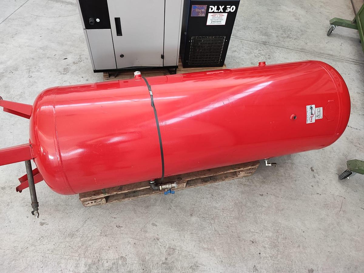 Usato Compressore industriale a vite silenziato FINI BSC 15 + Essicatore CECCATO DLX50 + serbatoio 500Lt