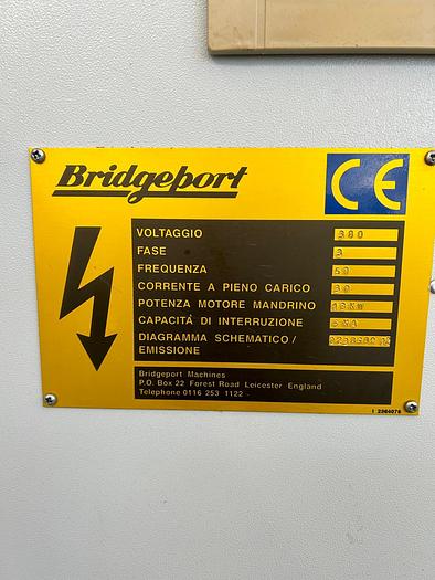 Usato Centro di lavoro verticale BRIDGEPORT VMC 810/P