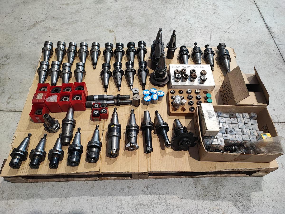 Usato Coni attacco BT40 / DIN 69871 usati per fresatrici 