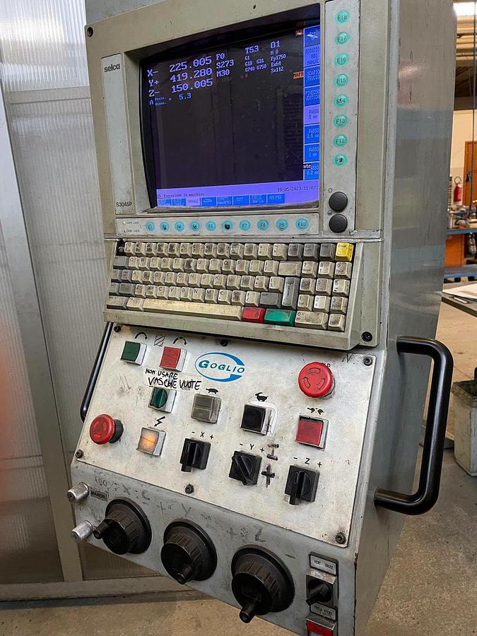 Usato Fresatrice a banco fisso GOGLIO FX 20/S | 2000x880x1000 | CNC Selca