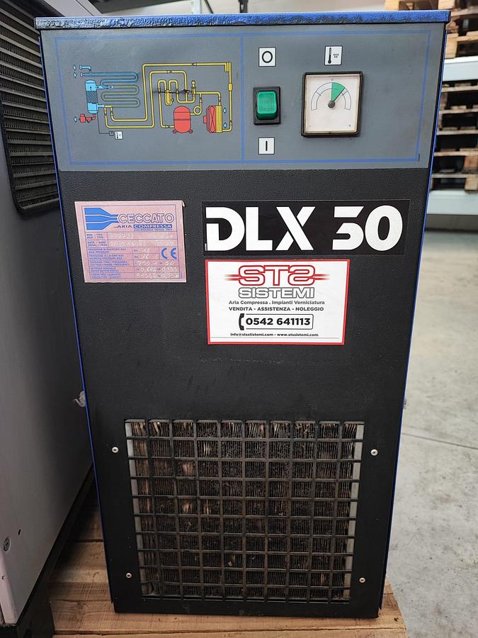 Usato Compressore industriale a vite silenziato FINI BSC 15 + Essicatore CECCATO DLX50 + serbatoio 500Lt