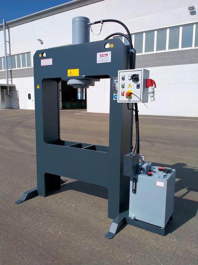 SICMI PFC pressa idraulica da officina con struttura monolitica