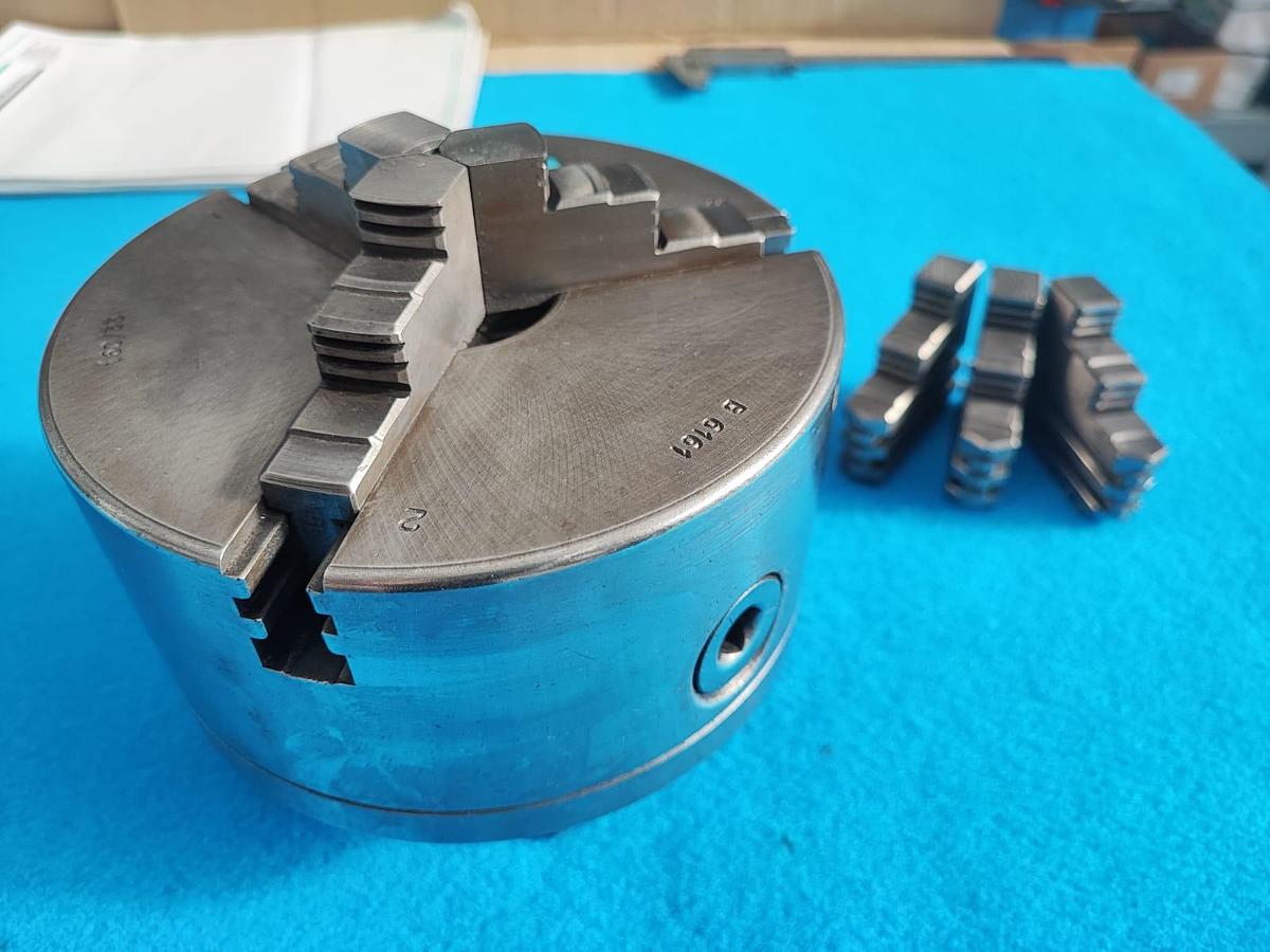 Usato OMAP TRIBLOC 160 mandrino doppia guida, 3+3 griffe con flangia C.L. 5"