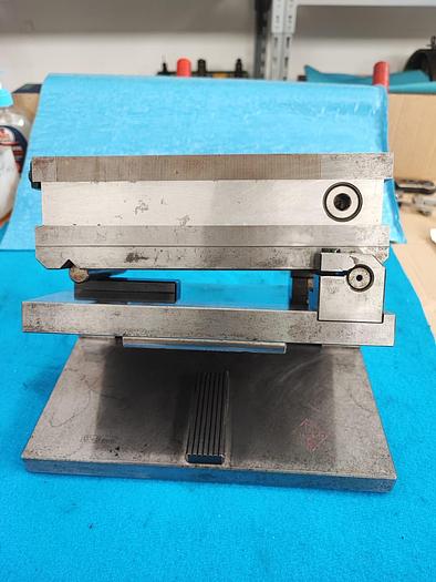 Usato CUTER barra seno doppio con piano magnetico 150x250 per rettifiche