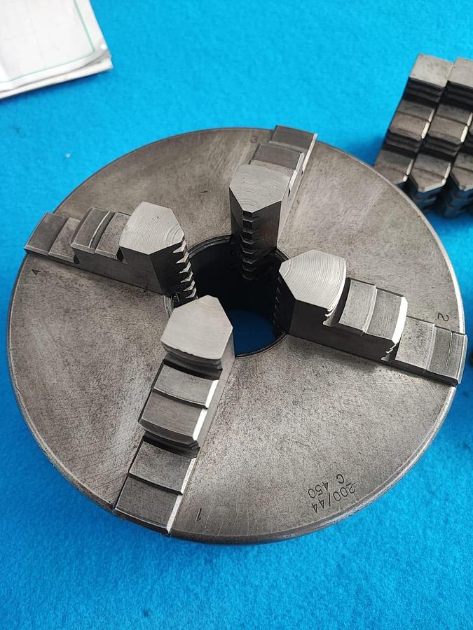 Usato OMAP TRIBLOC 200 mandrino doppia guida, 4+4+4 griffe