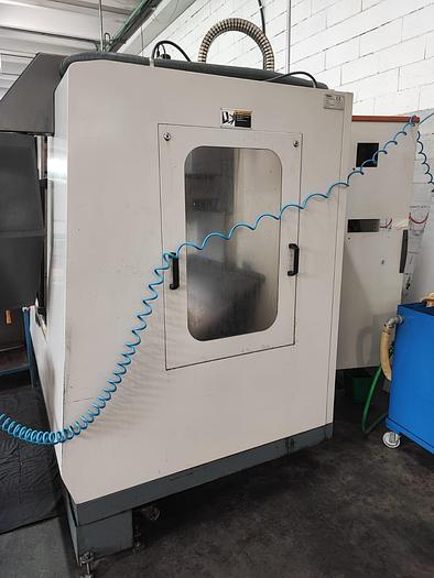 Usato Centro di lavoro verticale MOMAC MC-750