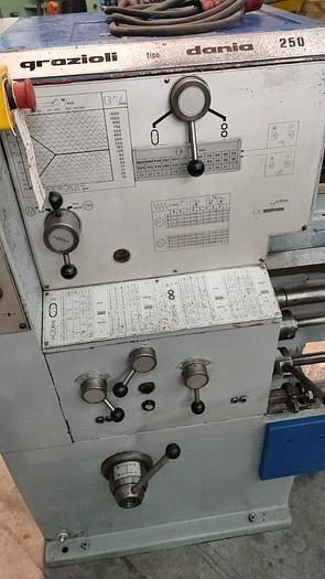 Usato Tornio parallelo GRAZIOLI DANIA 250x1500x78