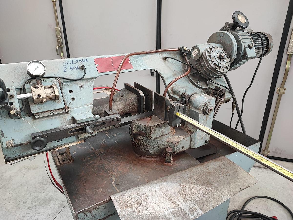 Usato Segatrice a nastro manuale RAIM 22