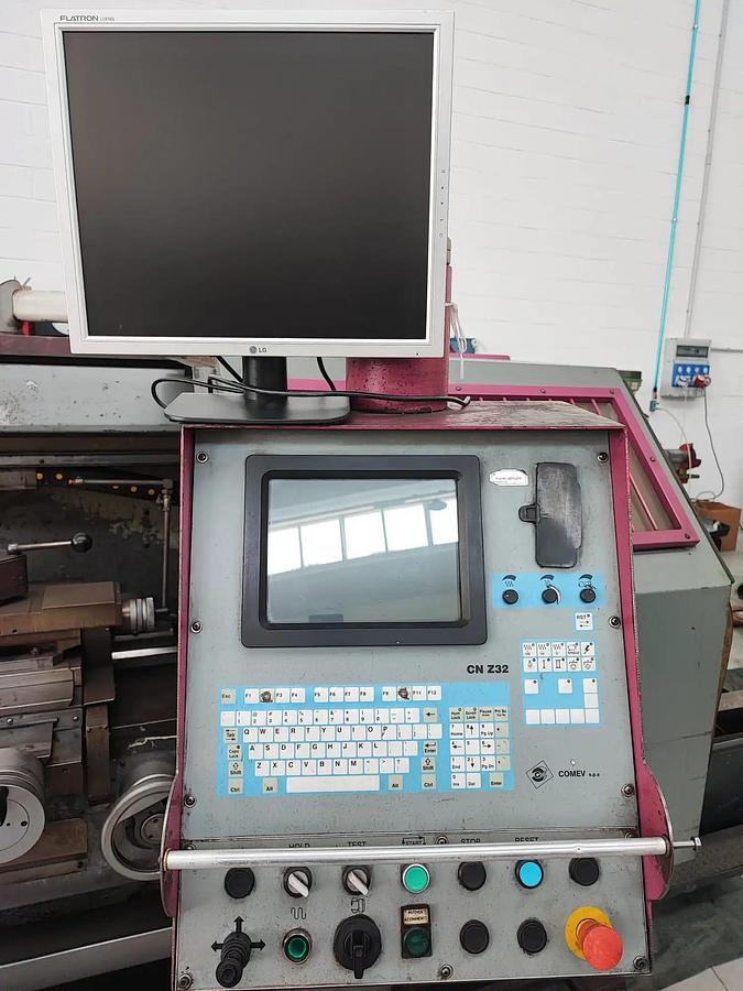 Usato Tornio autoapprendimento COMEV PICO CM 300x2000x110