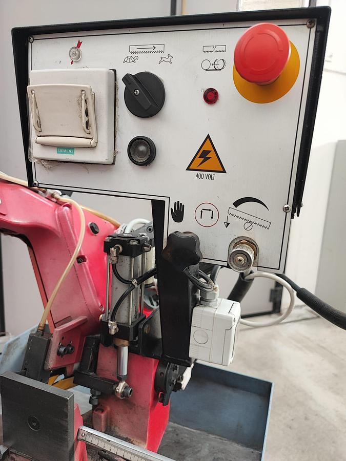 Usato Segatrice a nastro manuale BIANCO 280 M