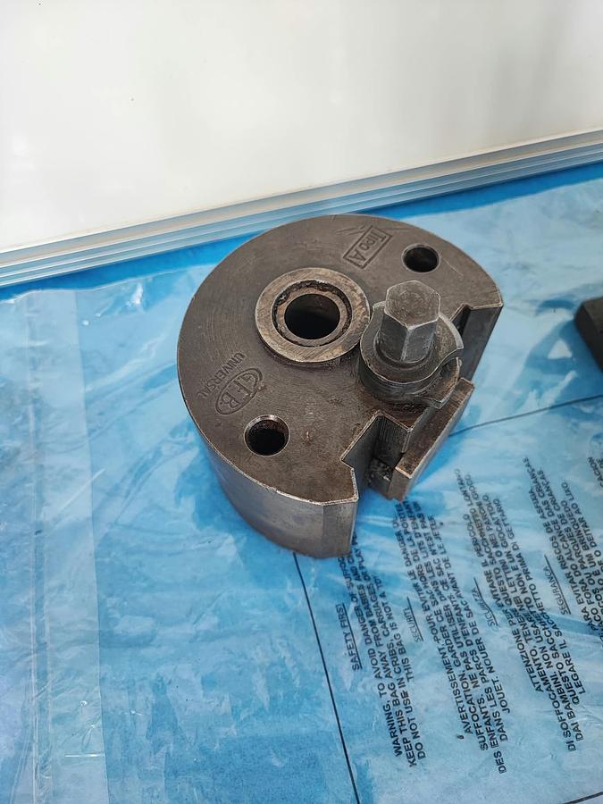 Usato GFB torretta singola tipo A completa di 4 cartelle porta utensili, quadro da 20