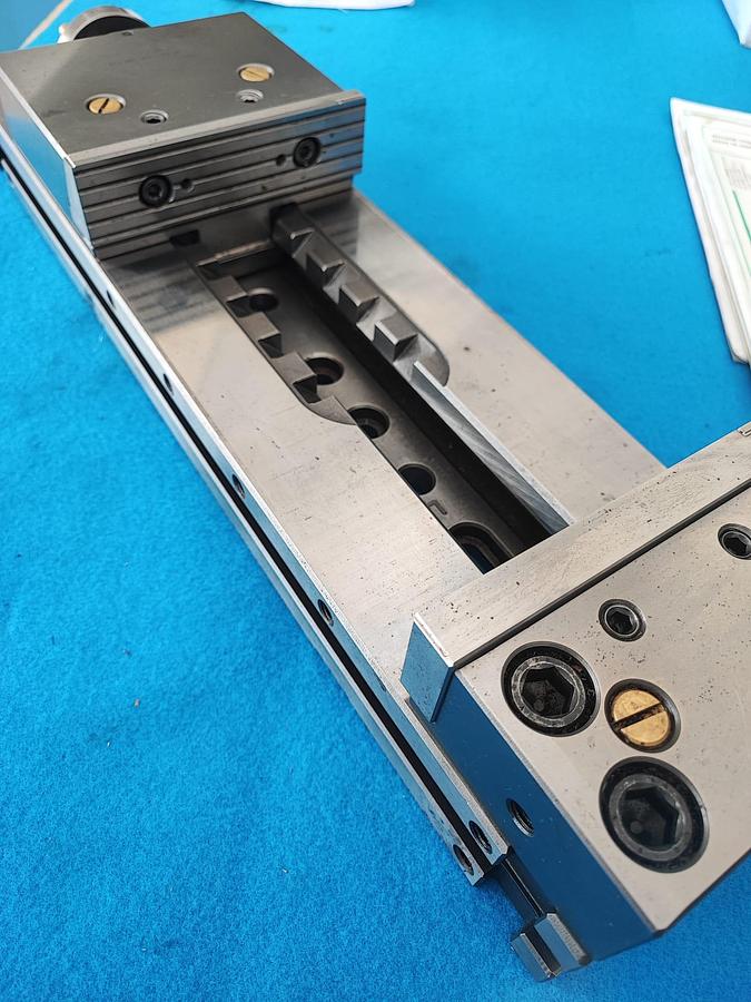 Usato CUTER morsa modulare di precisione 300x150mm per fresatrici e centri di lavoro