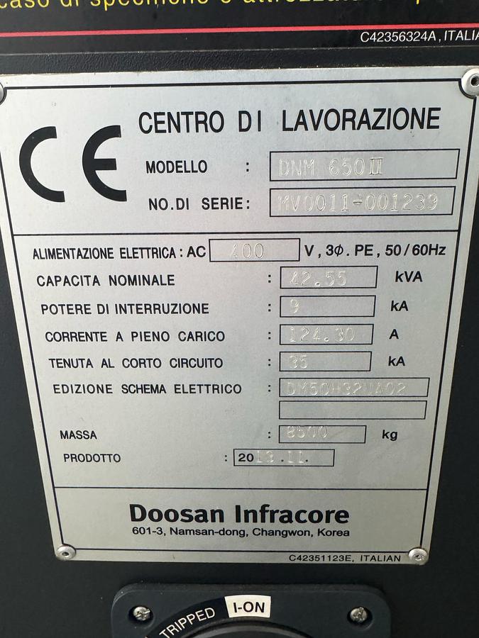 Usato Centro di lavoro verticale DOOSAN DNM 650 II | 1270x670x625 | Fanuc
