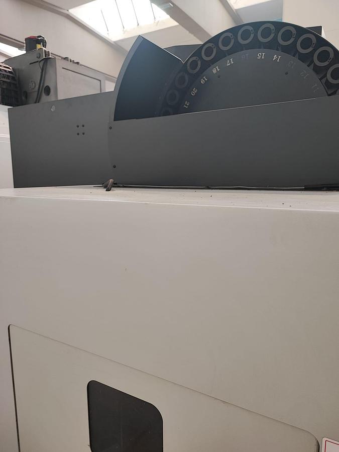 Usato Centro di lavoro verticale DOOSAN DNM 650 II | 1270x670x625 | Fanuc