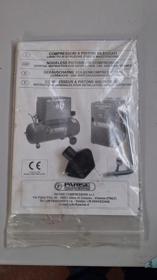 Usato Compressore a pistoni silenziato su serbatoio PARISE S0 43/85-200M