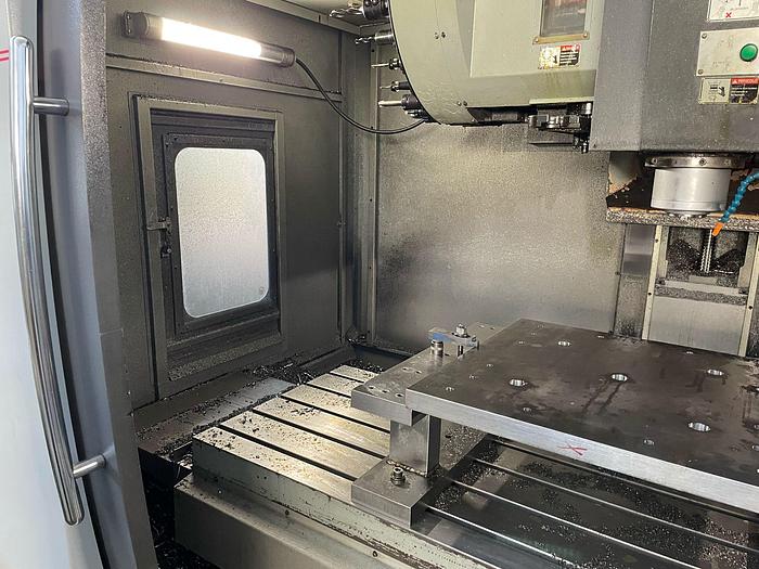 Usato Centro di lavoro verticale COMU CLV 1400