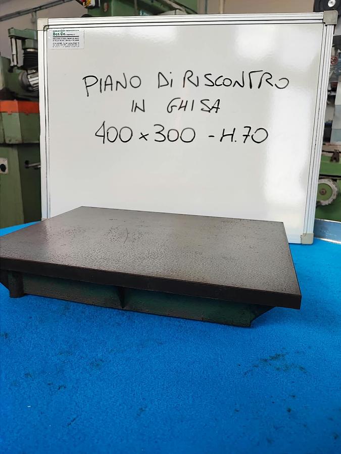 Usato Piano di riscontro 400x300 mm in ghisa per tracciatura e controllo dei pezzi