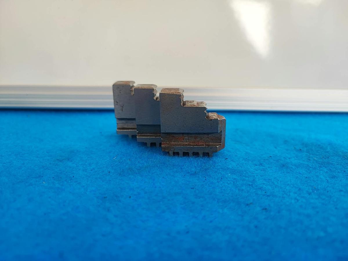 Usato TOS 80 mandrino singola guida, 3+3 griffe