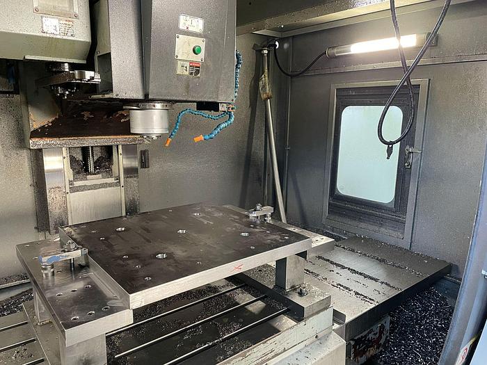 Usato Centro di lavoro verticale COMU CLV 1400