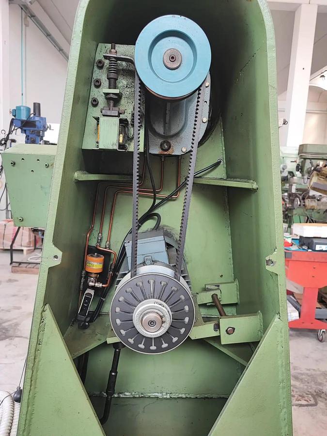 Usato Stozzatrice automatica verticale CAMS 200 SAC